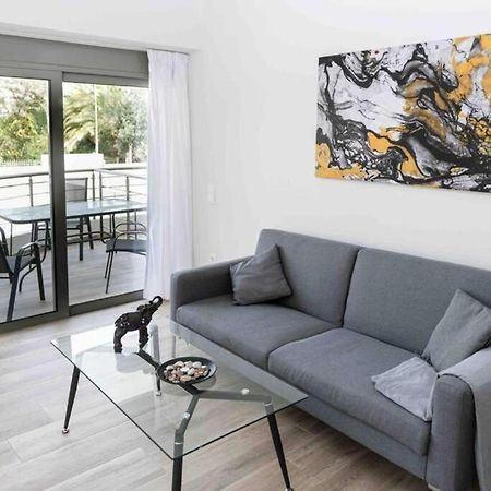 Design Apartment With Swimming Pool Near The Beach Atenas Exterior foto